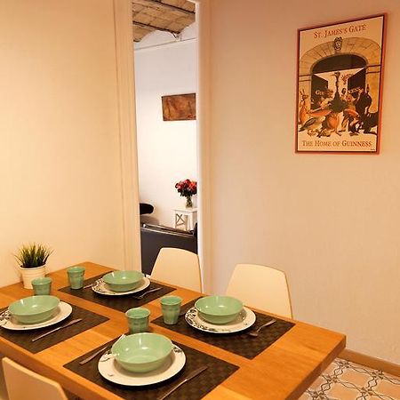 Piso En Poblesec Apartment Barcelona Exterior photo
